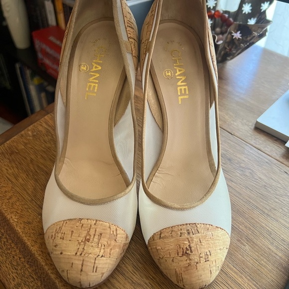 CHANEL 💫 Cork Heels - Picture 3 of 8